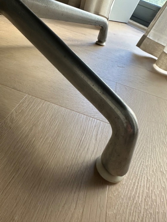 Image 1 of Taburete Herman Miller EA 124, de Charles y Ray Eames