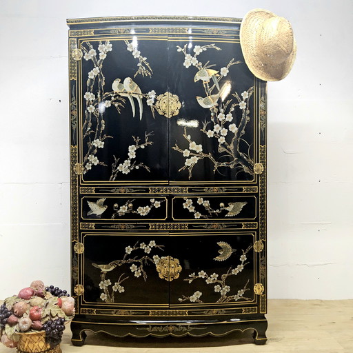 Vintage Chinese Lacquer Cabinet (Birds Flowers) Asian Cabinet / Asiatisches Kabinett Vögel und Blumen (Bohemian