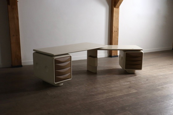 Image 1 of Ernest Igl Jet hoekbureau voor Wilhelm Werndl, jaren 70