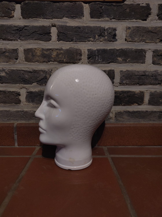 Image 1 of Cabeza en cerámica