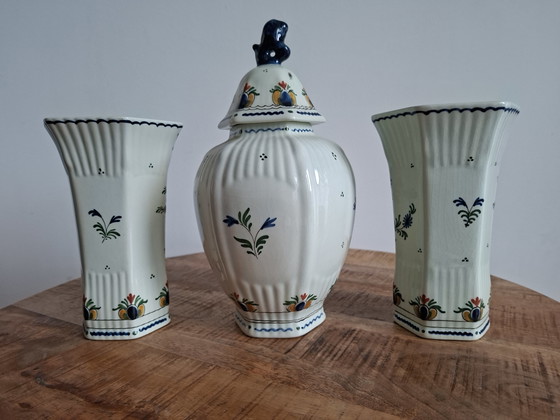 Original Royal Delft / Porceleyne Fles Polychrome Mantel Set (1979) with Certificates & Original Purchase (photo 4 of 9)