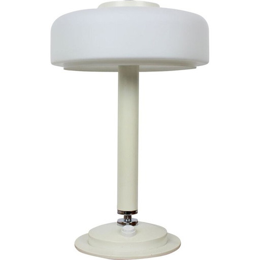 Lámpara de mesa vintage de cristal lechoso y metal lacado de Napako, Checoslovaquia, 1960