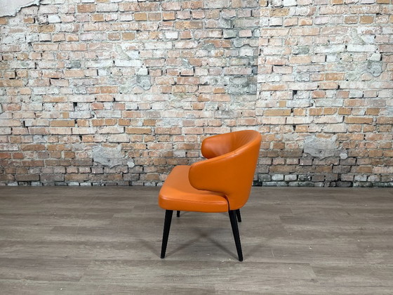 Minotti Aston Sessel – Oranges Leder | Rodolfo Dordoni – Leather, Metal (photo 7 of 11)