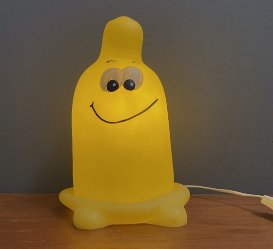 Image 1 of Gele tafellamp van Melek Fecht, model condoom