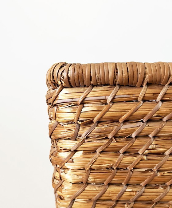 Image 1 of Orkney Chair