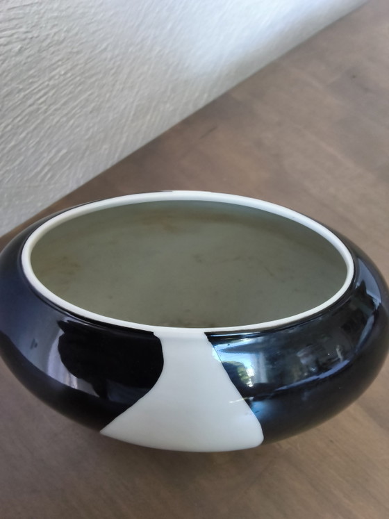 Pequeño jarrón de porcelana – Karl Frans - Jozef, Objetos decorativos, Ceramic (photo 3 of 7)