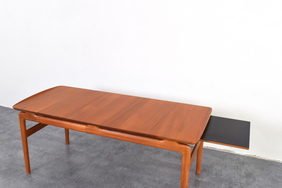 Image 1 of Table basse en teck modèle 640 par Peter Hvidt & Orla Mølgaard-Nielsen pour France & Søn / France & Daverkosen, années 1950.
