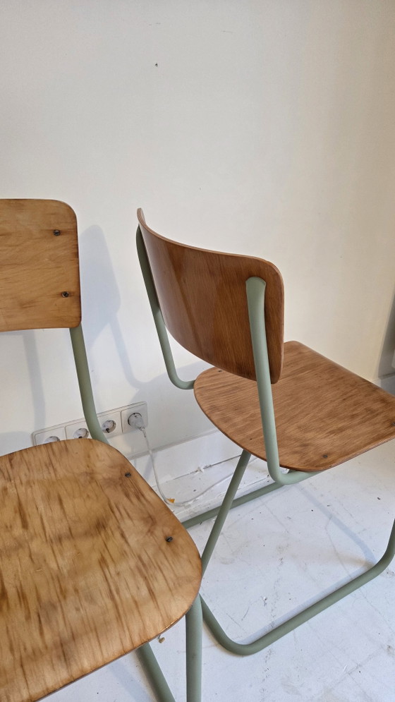 Sedie scolastiche finlandesi vintage - Restaurate – Sgabelli, Iron, Wood (photo 4 of 9)
