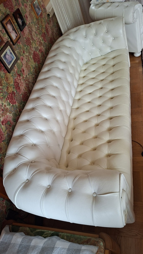 Chesterfield Bank + Fauteuil + Voetenbank – 3-5 zitsbanken, Leather, Wood (photo 2 of 6)