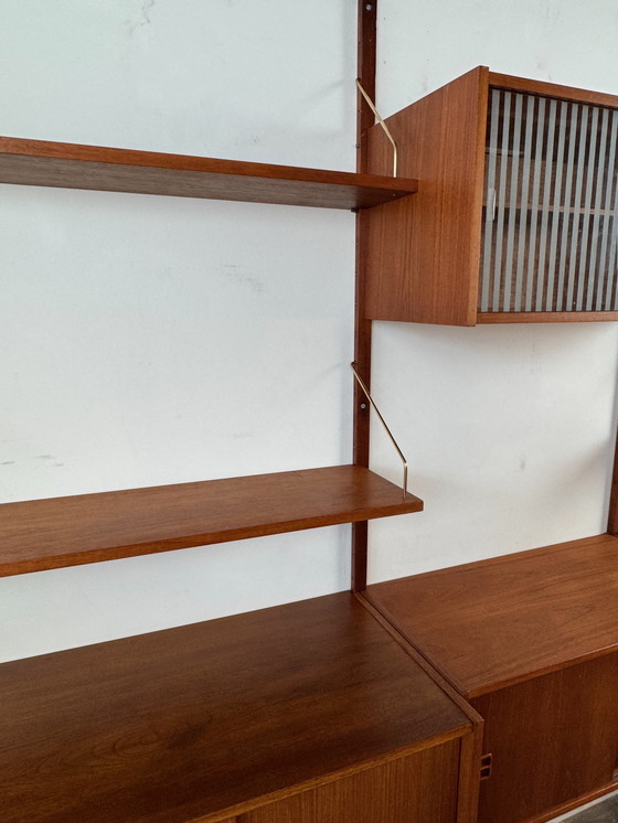 Image 1 of Sistema di pareti in teak danese: design scandinavo senza tempo