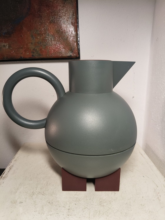 Image 1 of Thermos Euclid modello postmoderno di design vintage di Micheal Graves per Alessi