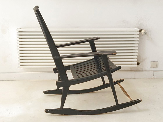 Image 1 of SUPERBE ROCKING-CHAIR FAUTEUIL 1960 VINTAGE EN BOIS LAQUE NOIR 60S 1960S