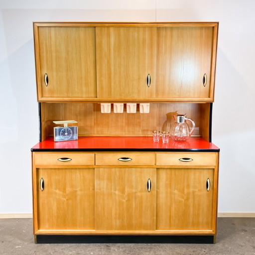 Buffet de cuisine avec plateau rouge en Resopal de Baumann Möbel, chêne, années 1960