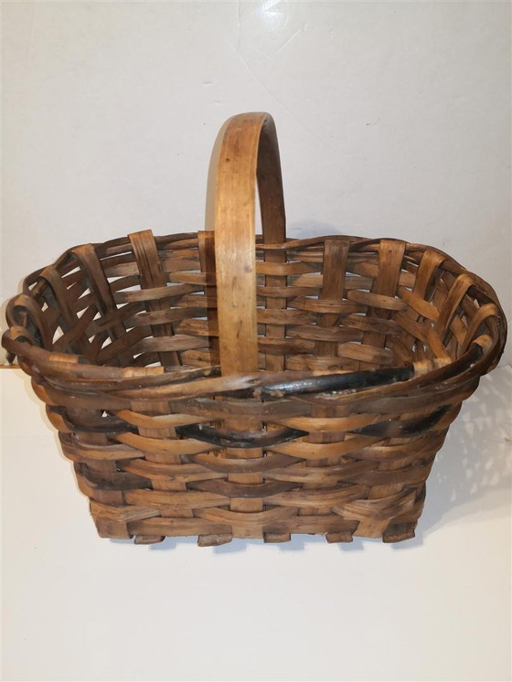 Image 1 of Zeldzame antieke retro vintage houten mand / 20e eeuw