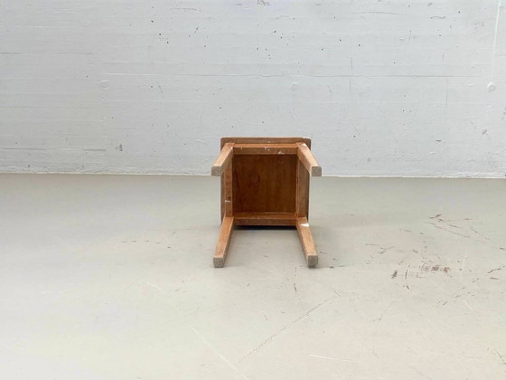 Tabouret vintage suisse en bois, style milieu du XXe siècle, années 1960 – Wood (photo 4 of 13)