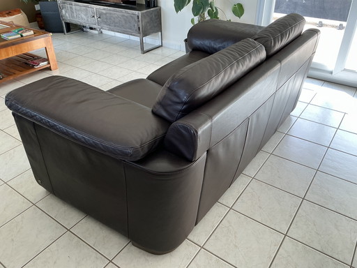 Tweezitsbank van het merk Natuzzi