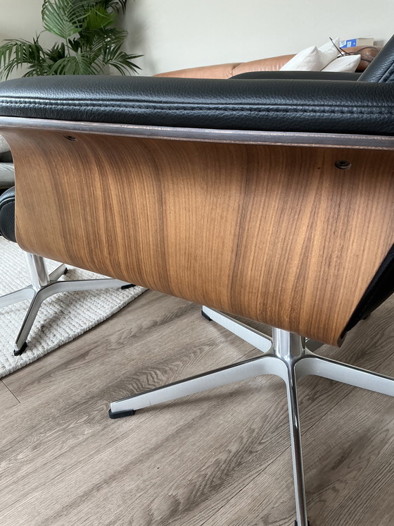 Image 1 of Silla giratoria Time-Out con reposapiés