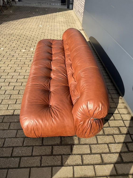 Image 1 of Cassina Soriana original de los años 70 de 4 plazas + 2x1 plazas Tobia & Afra Scarpa en cuero coñac