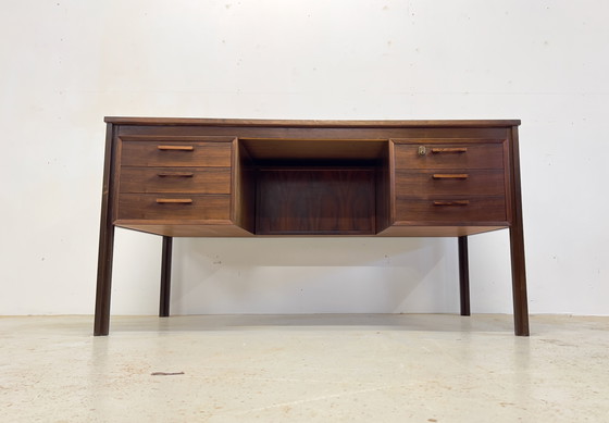 Image 1 of Bureau en bois de rose par Kai Kristiansen pour FM Møbler