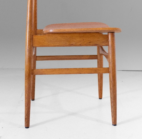 1x Scandinavische houten eetkamerstoelen in de stijl van Hans Wegner, set van vier – Wood, Mid Century Modern (photo 8 of 13)