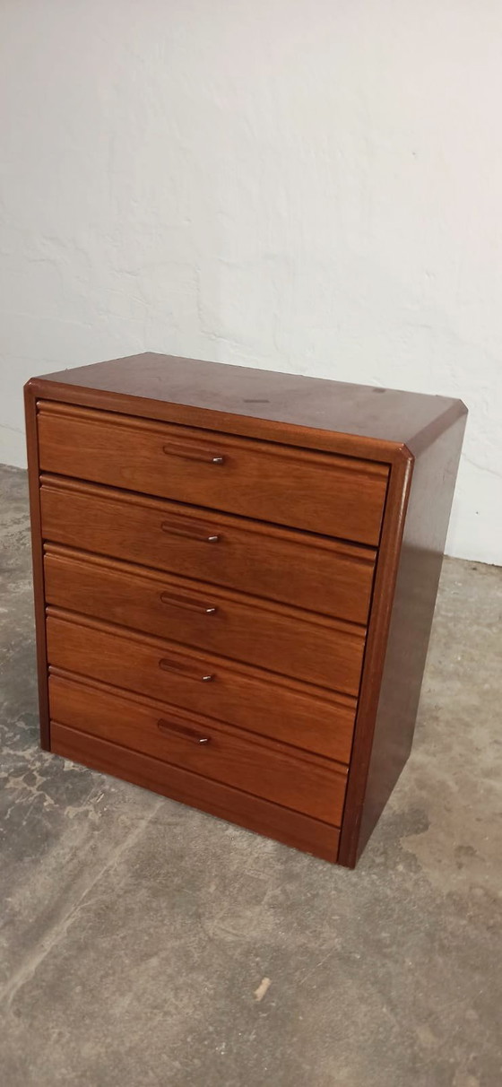 Image 1 of Cassettiera in legno Hülsta