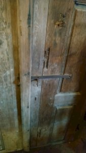 Ante doppie per armadio in pino – Colonne, Wood, Iron (photo 12 of 40)