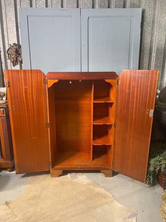 Image 1 of Armoire Art Déco - Garçon haut