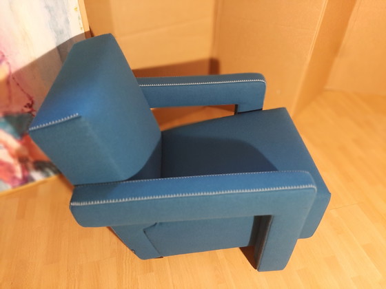 Image 1 of Cassina Utrecht 637, nueva, nunca usada, en tela de lana azul petróleo (serie 13L), costuras de caballo