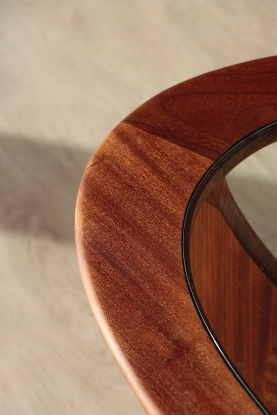 Image 1 of Table basse ovale - Modèle Astro - G Plan - N°2