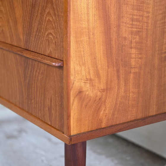 Vintage Danish chest of drawers, tall boy, 8 drawers, teak 1960s – Wood (photo 6 of 16)