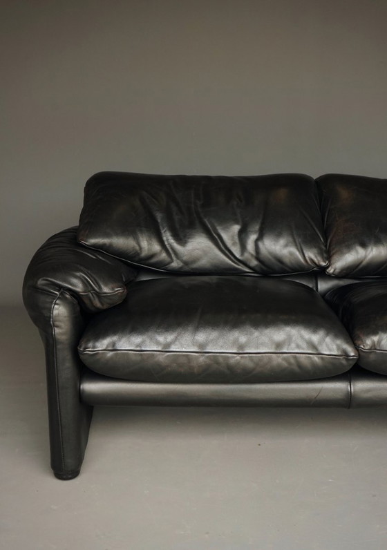 2 Sitzer Maralunga Sofa aus schwarzem Leder für Cassina. 1970er Jahre – 2 Sitzer Sofas, Leather (photo 8 of 20)