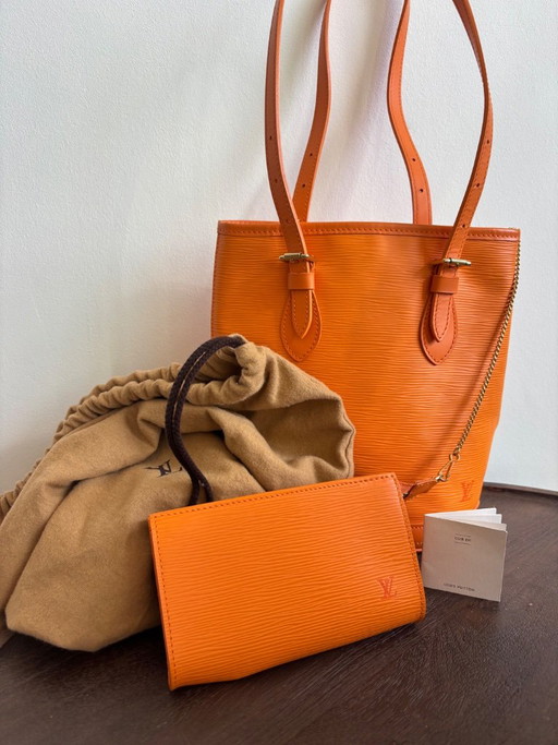 Louis Vuitton Bucket Epi Orage – vintage 2003 – avec pochette assortie