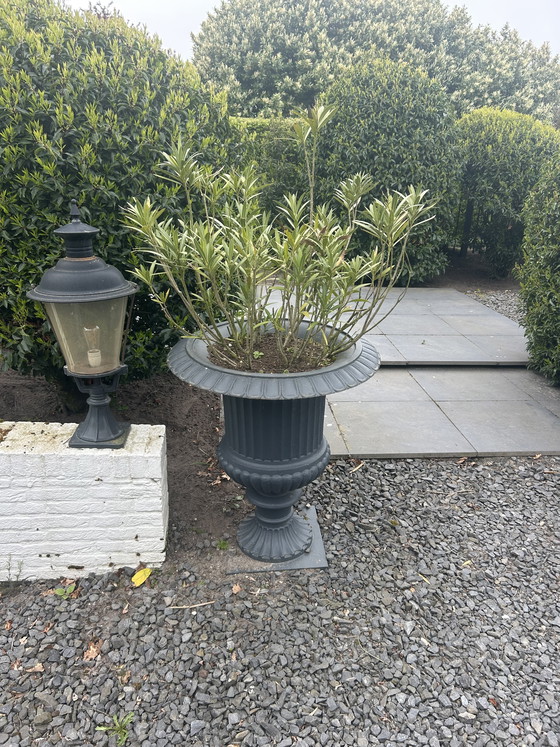 Image 1 of vasi da fiori in ghisa