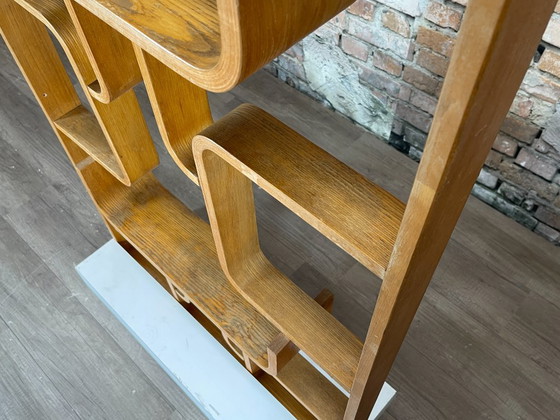 Ludvik Volak Drevopodnik Holesov - Holz | Ludvík Volák, Wandregal, Braun, Modern (Foto 4 von 8)