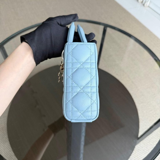 Image 1 of DIOR D-JOY MEDIUM - CANNAGE LAMSLEER LICHTBLAUW BABYBLAUW GOUDEN BESLAG