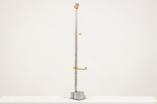 Caballete realizado en metal, bronce y pirita. Obra contemporánea.