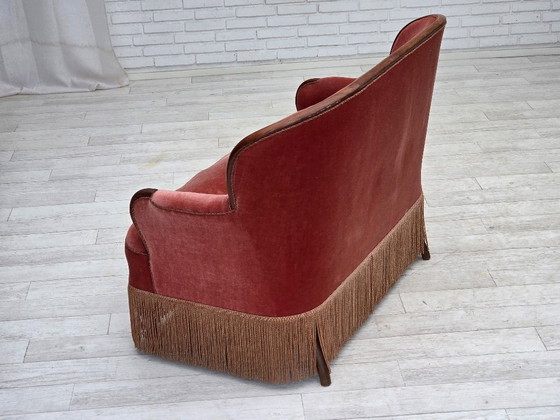 Image 1 of Divano danese a 2 posti, anni '30, velluto rosa salmone, legno di frassino.