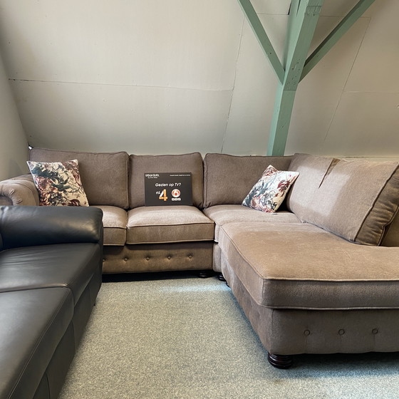 Image 1 of San Remo Casia