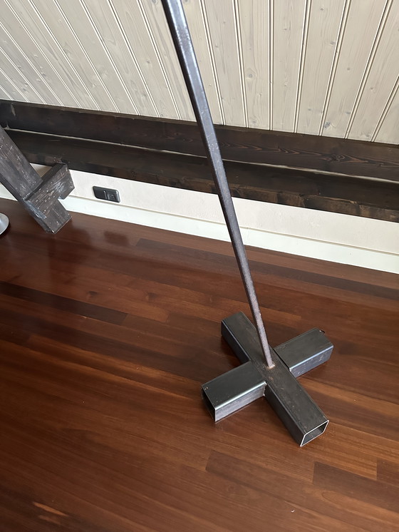 Image 1 of Robust industrial floor lamp in perfect condition