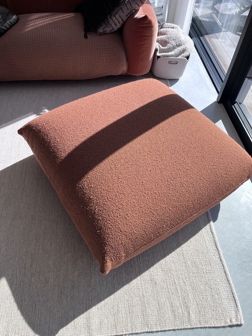 Marenco Ottoman by Arflex