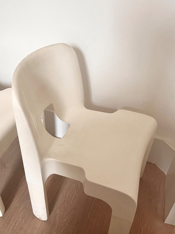 Image 1 of 2 Chaises Vintage "Universale" par Joe Colombo pour Kartell - Blanc