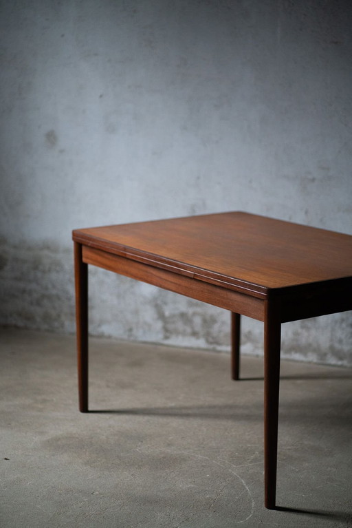 Dining room table Pastoe