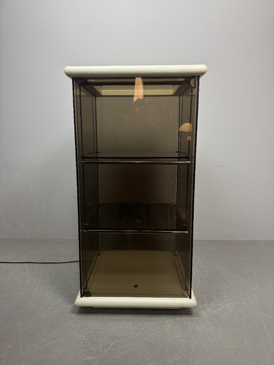 Image 1 of Mid-Century Italian Design 'Bogo' Vetrinetta Showcase Cabinet Designed by Carlo Bartoli for Rossi di Albizzate, Italy 1970s. 
