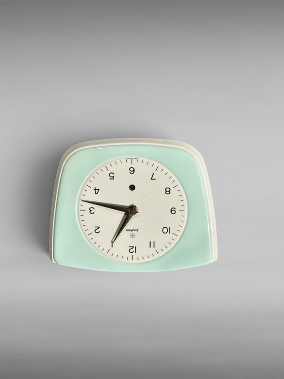 Image 1 of Vintage Junghans Keramische Keukenklok Jaren 50 60 Mintgroen -  8-Daags Uurwerk Mid-Century Modern Design Wandklok 