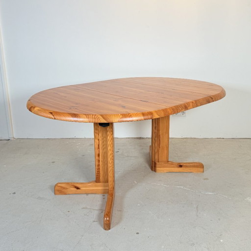 Ovaal uitschuifbare grenen eettafel in Deense stijl