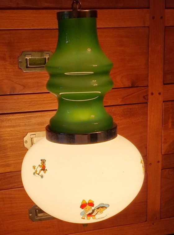 Image 1 of Lampada a sospensione vintage XL in vetro bianco verde per bambini