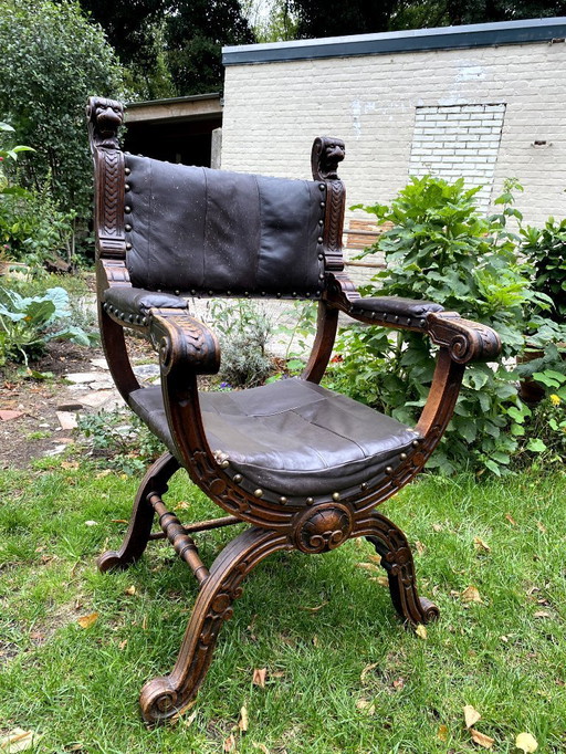 Dagobert ridderstoel leder 1900