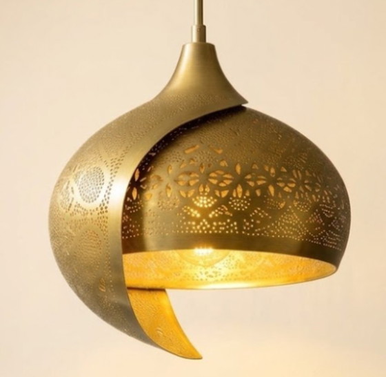 Lampadario marocchino in ottone cesellato a mano, Dorato (foto 3 di 5)