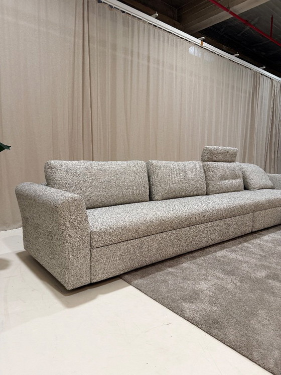 Image 1 of Le canapé d'angle Bas avec fonction relaxation de Moome