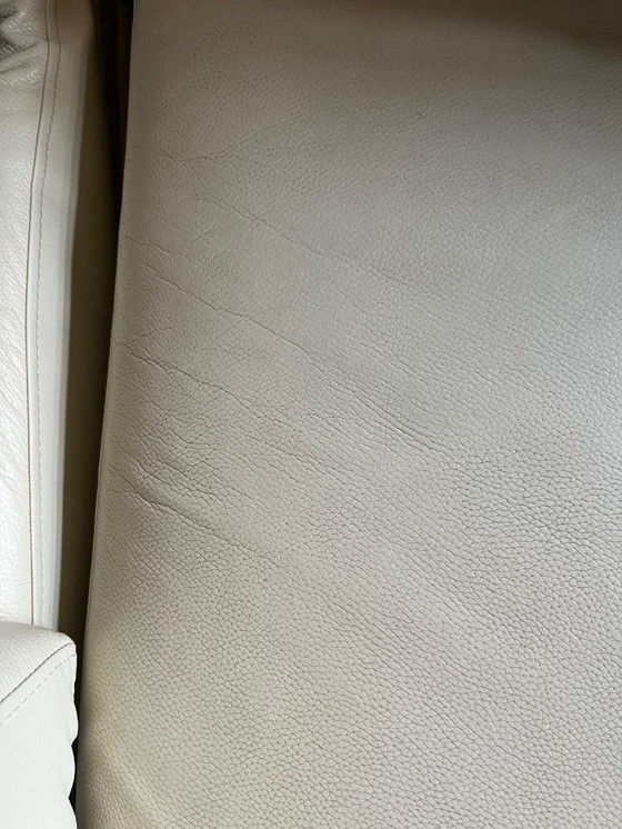 Image 1 of Lederen hoeksalon - 10-zit met ligbed